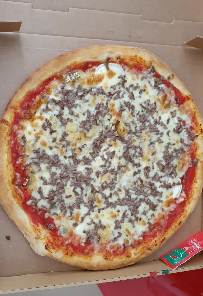 Pizza 4 Fromage Supplément Viande Hachée